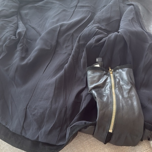 Beautiful Fendi jacket - Picture 4 of 6